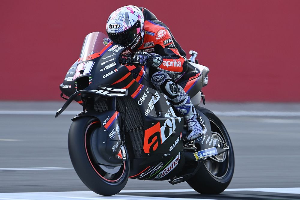 Aprilia MotoGP Rider Espargaro Blames Tires for Qatar Disappointment